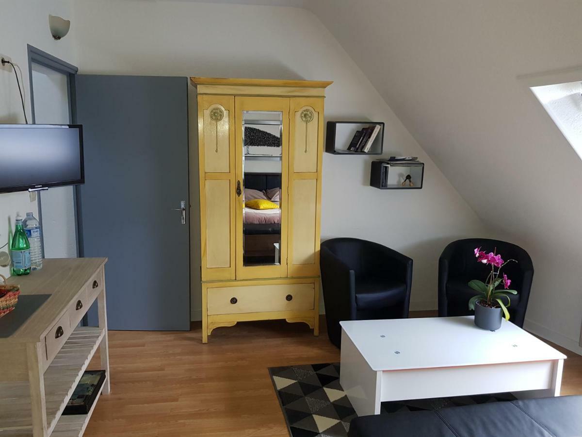 로슈포르트엥테르 Les Locations Du Puits B&B 외부 사진